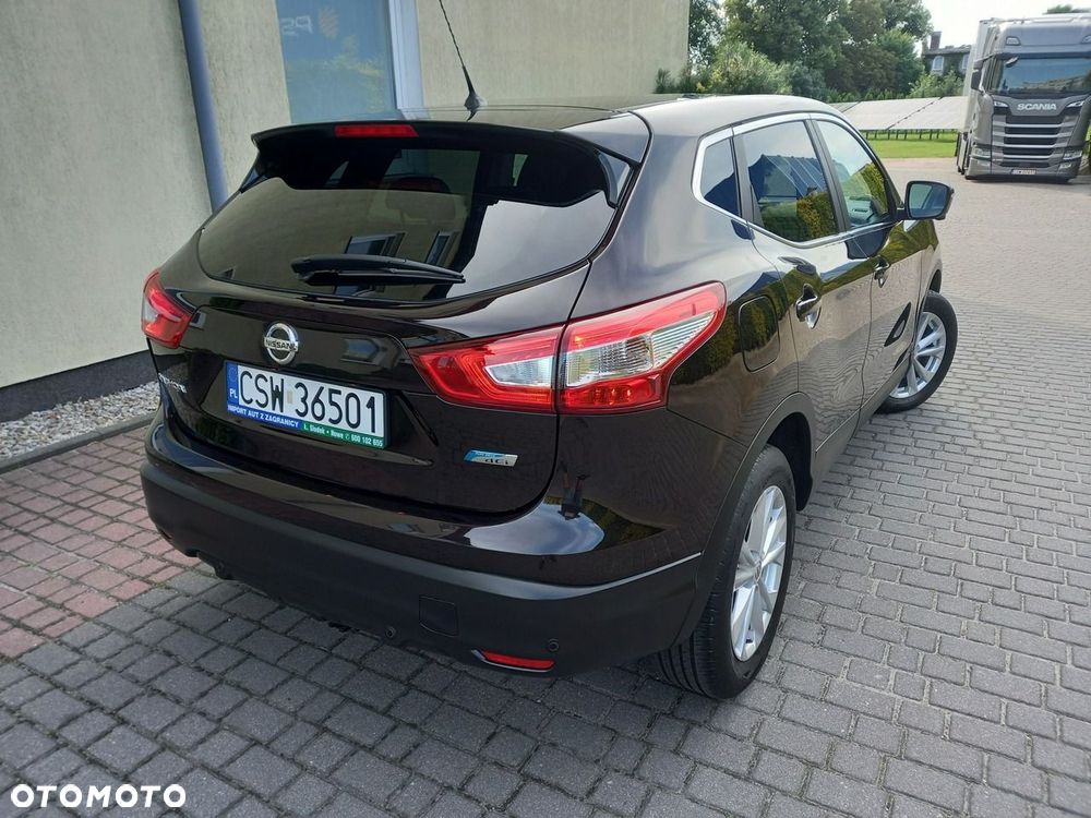 Nissan Qashqai 1.6 dCi DPF tekna - 4