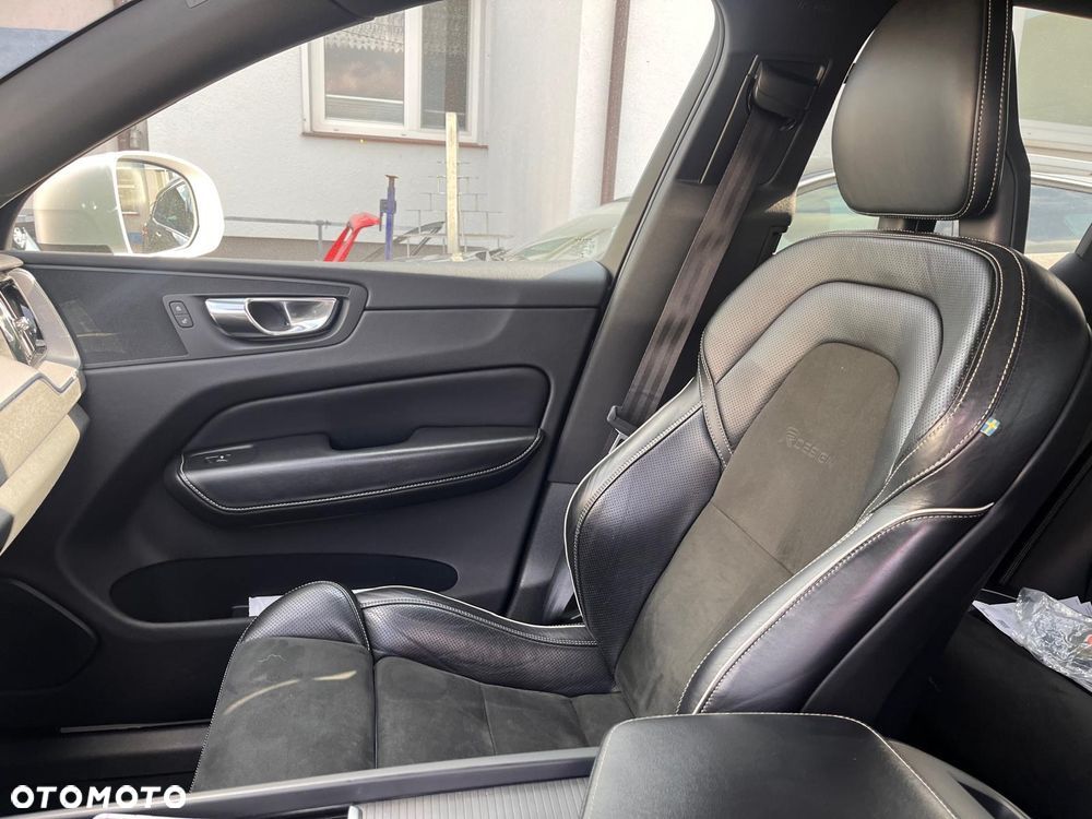 Volvo XC 60 - 11