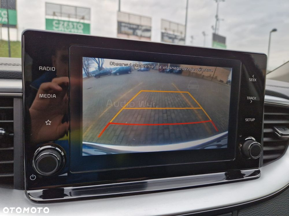 Kia XCeed 1.5 T-GDI M - 26