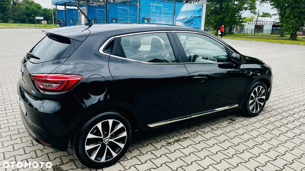 Renault Clio - 10