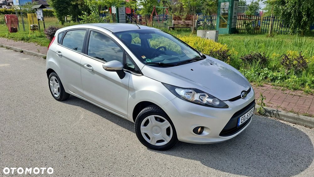 Ford Fiesta 1.25 Champions Edition - 13