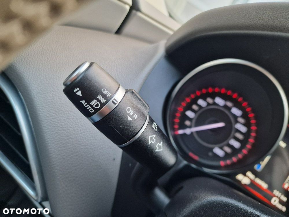 Jaguar XE 20d Prestige - 34