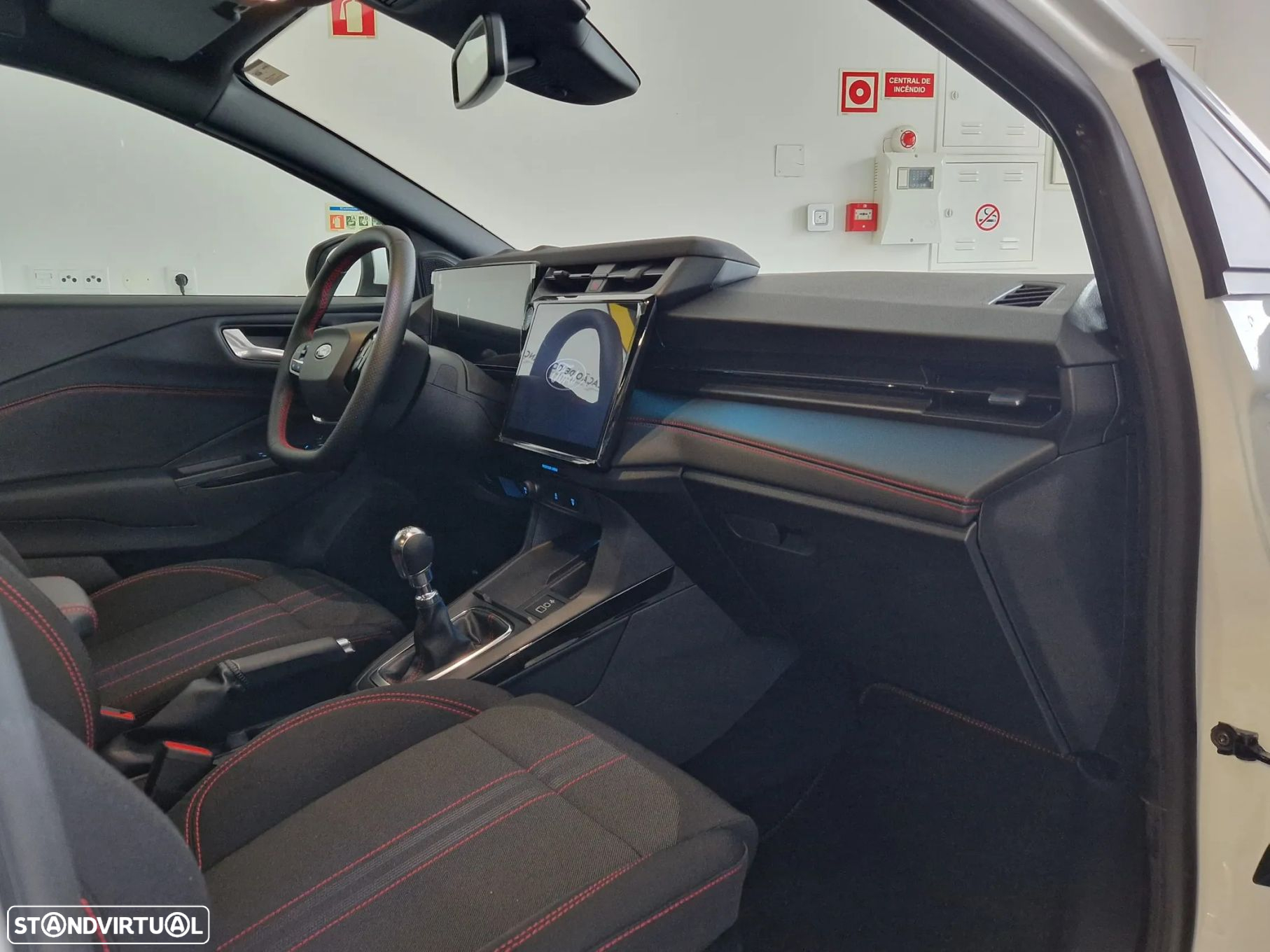 Ford Puma 1.0 EcoBoost MHEV ST-Line - 12