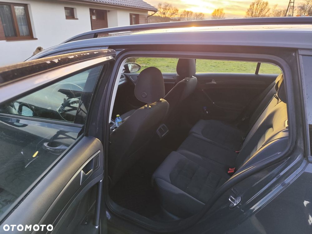 Volkswagen Golf 2.0 TDI BMT Comfortline - 17