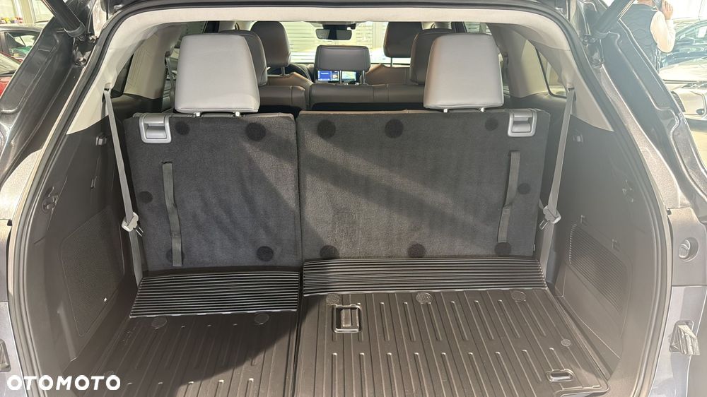 Toyota Highlander - 11