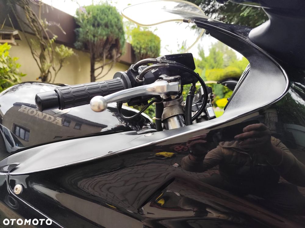 Honda CBR - 7
