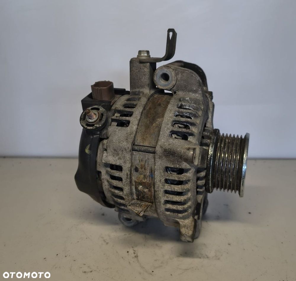 Alternator Prądnica Toyota Avensis 2.0-2.2 D-4D 27060-0G011, NR 28 - 2