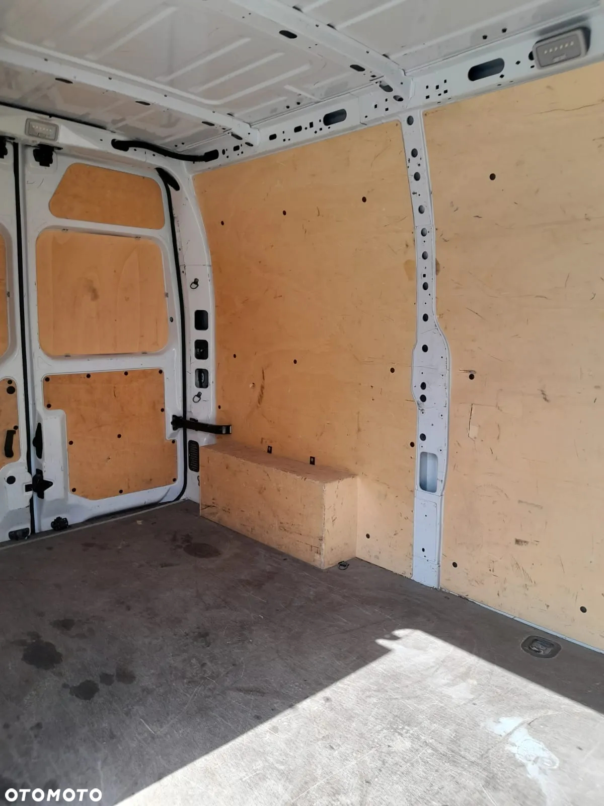 Opel Movano - 8