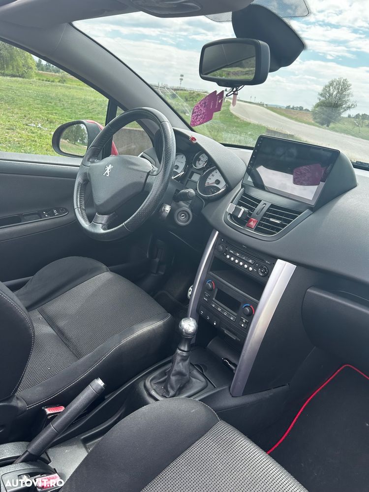 Peugeot 207 - 6