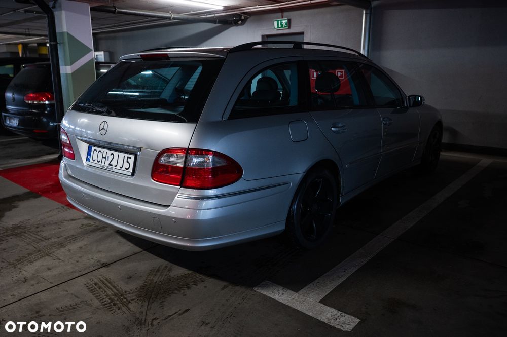 Mercedes-Benz Klasa E 320 CDI T Avantgarde - 6