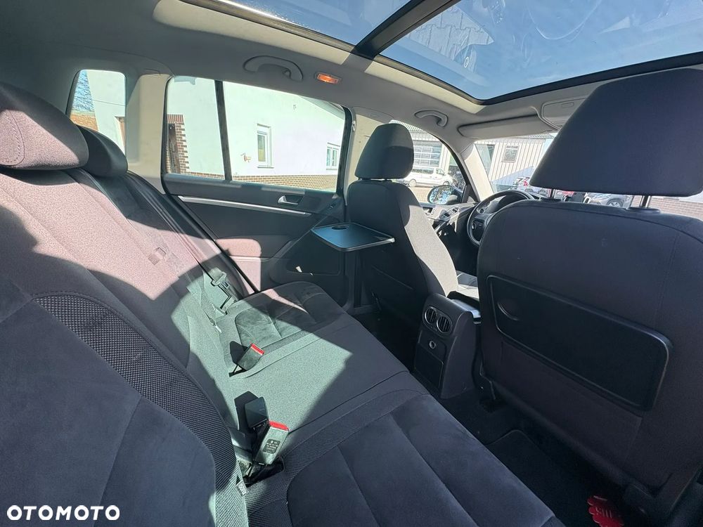 Volkswagen Tiguan 1.4 TSI Perfectline - 17