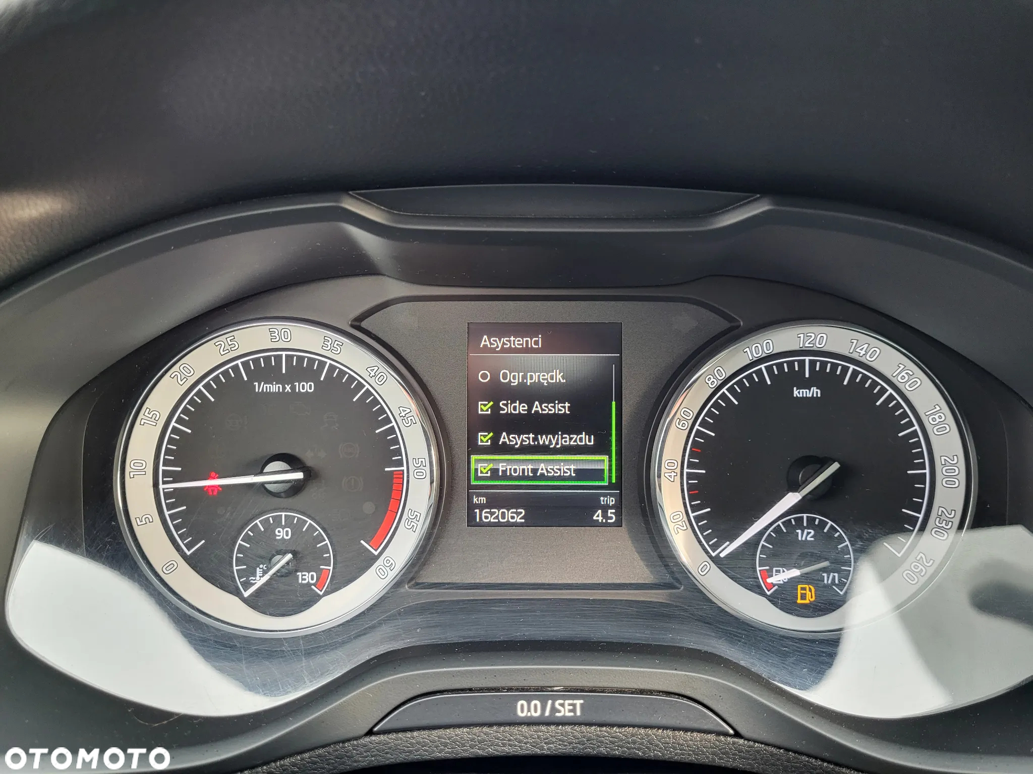 Skoda Karoq 1.6 TDI 4x2 Ambition DSG - 17