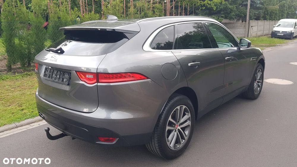 Jaguar F-Pace 20d AWD Prestige - 13