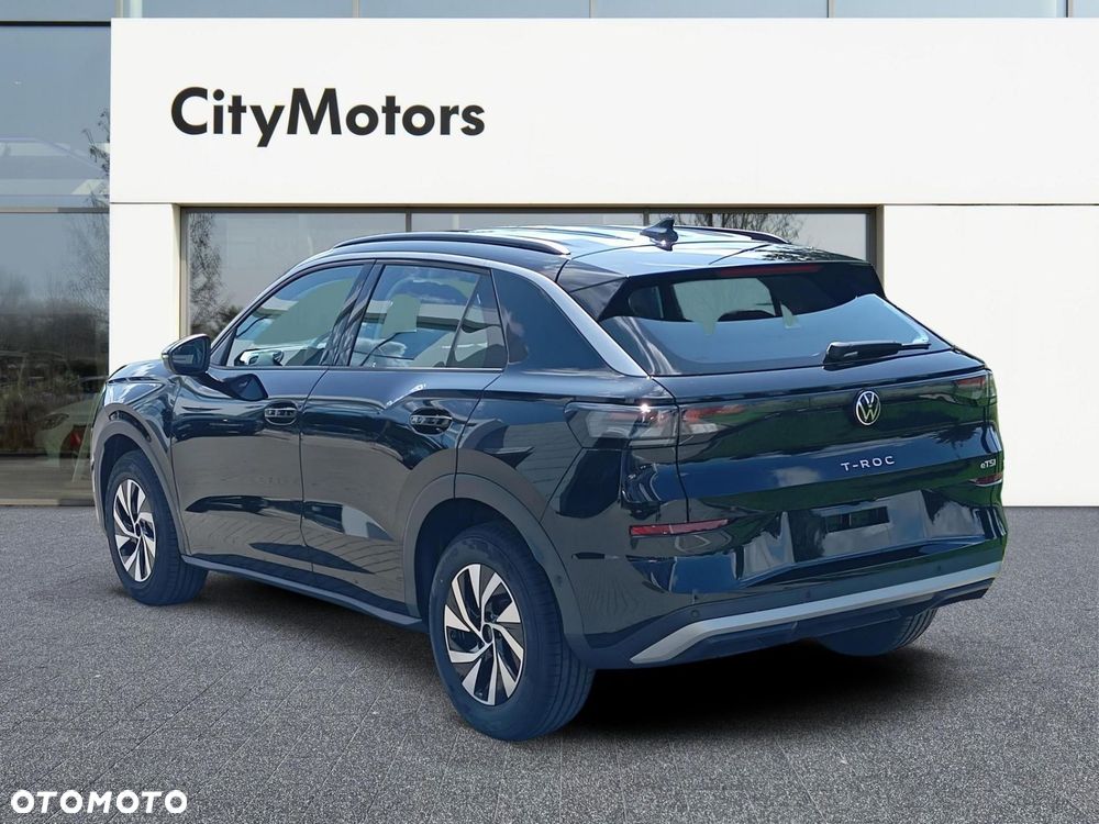 Volkswagen T-Roc - 5