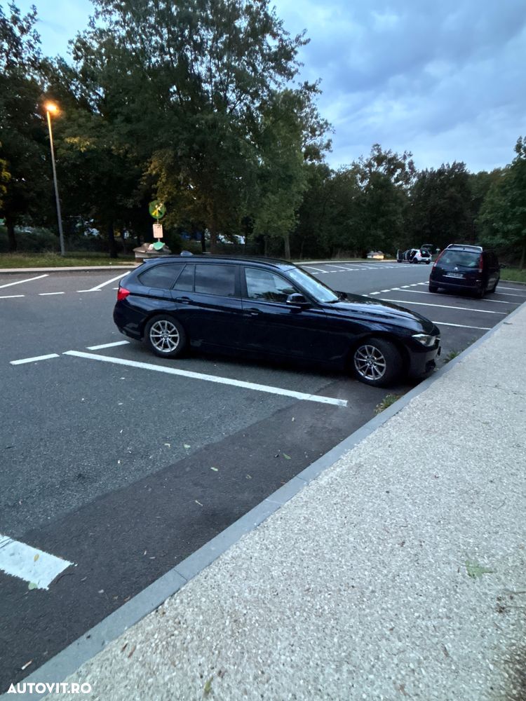 BMW Seria 3 320d EfficientDynamics Edition - 16
