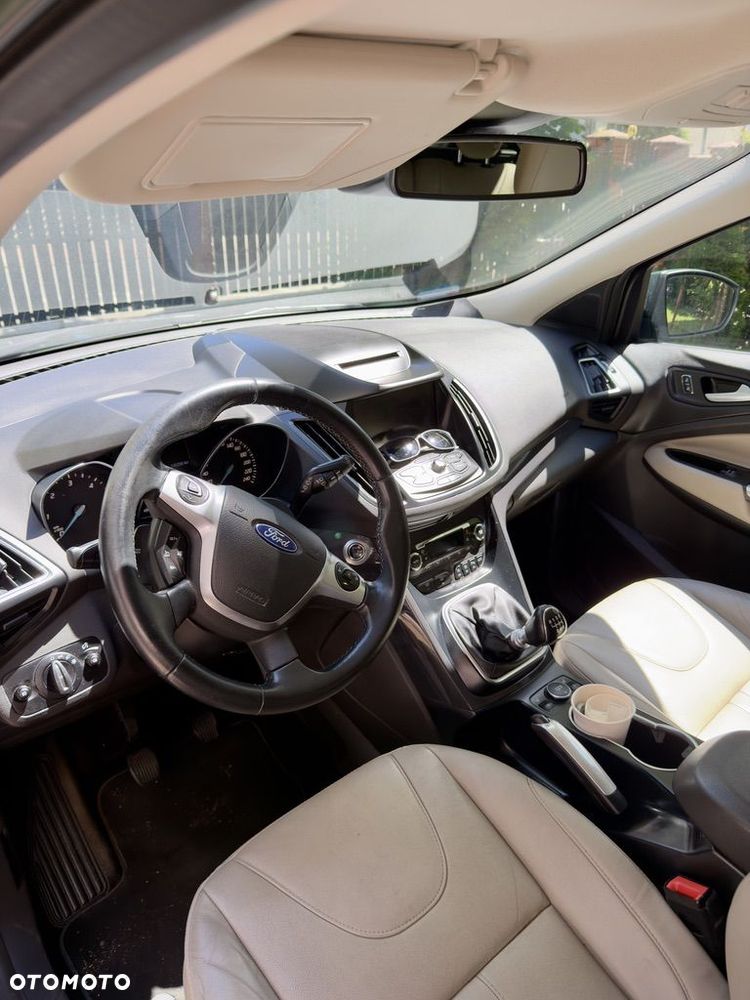 Ford Kuga 2.0 TDCi 4WD Titanium - 5
