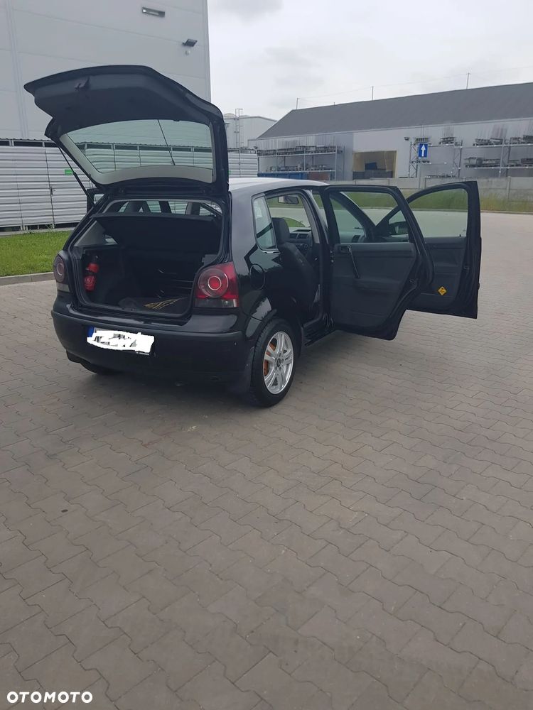 Volkswagen Polo - 8
