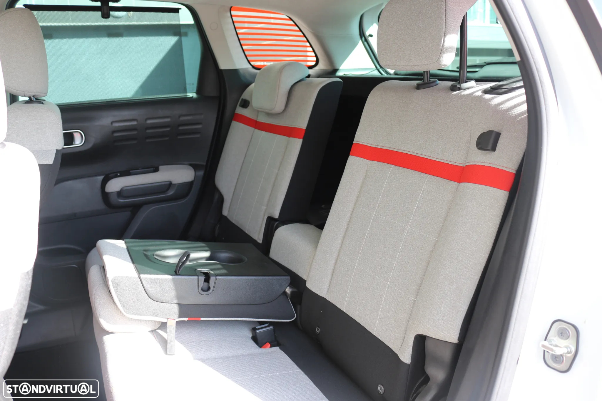 Citroën C3 Aircross 1.2 PureTech Shine - 32