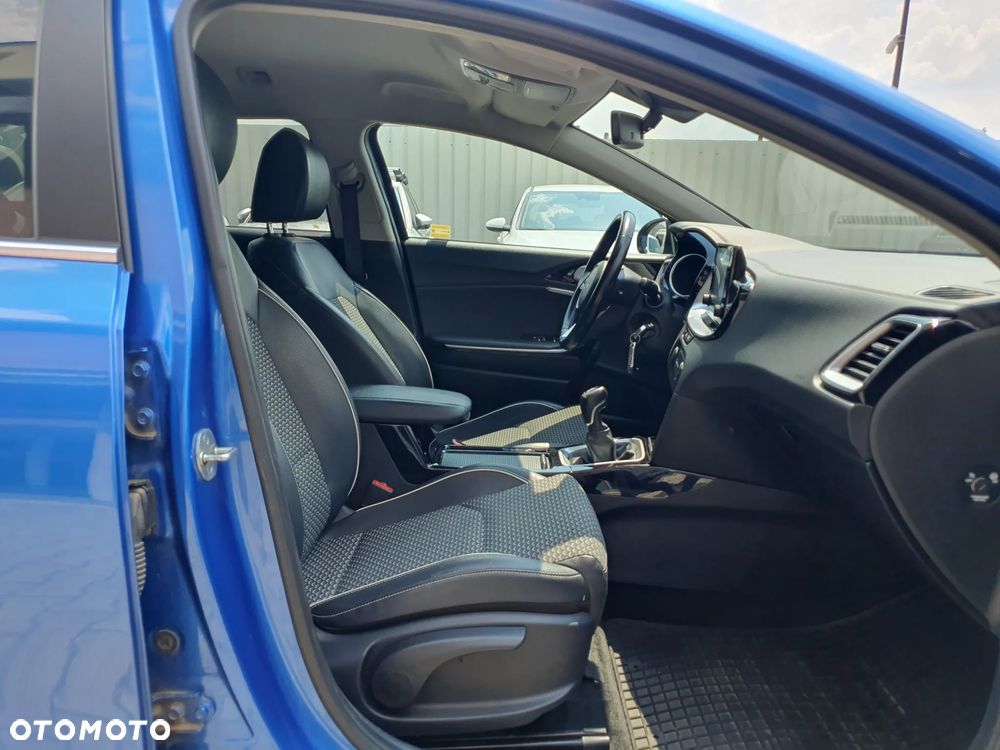 Kia Ceed 1.5 T-GDI L - 25