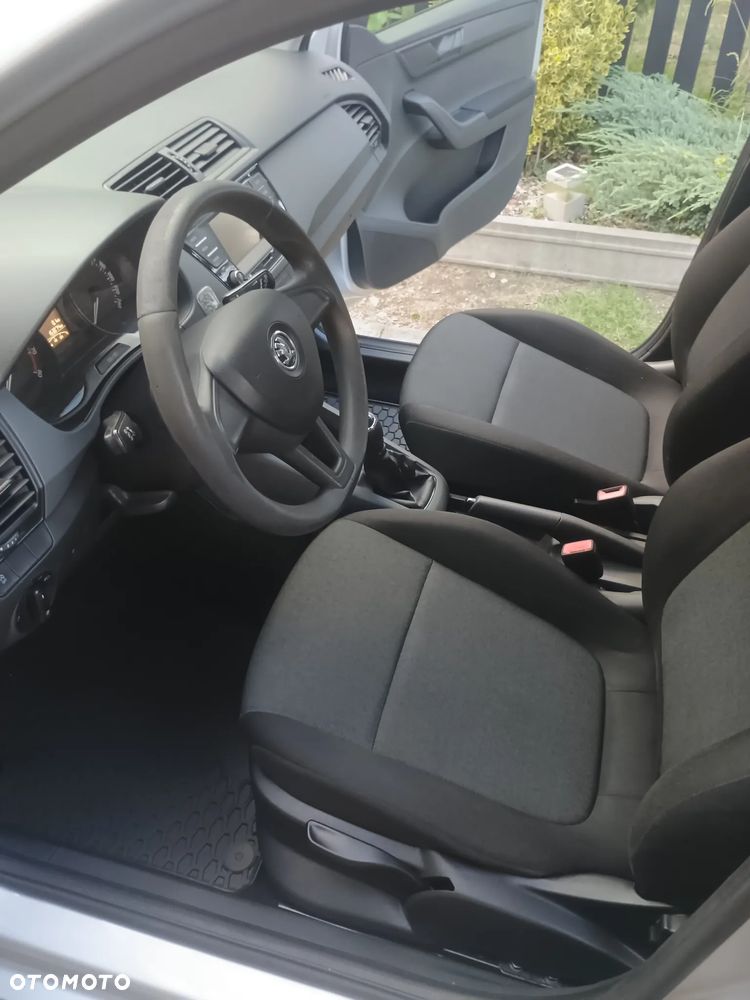 Skoda Fabia 1.2 TSI Active - 7