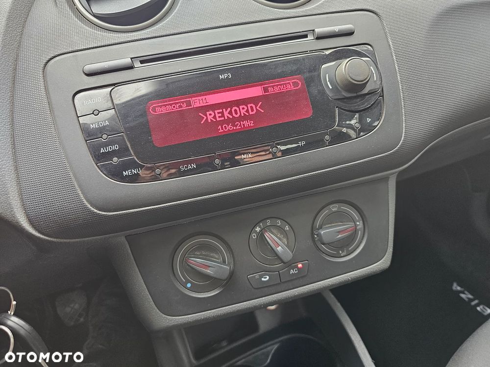 Seat Ibiza 1.4 16V Sport - 16