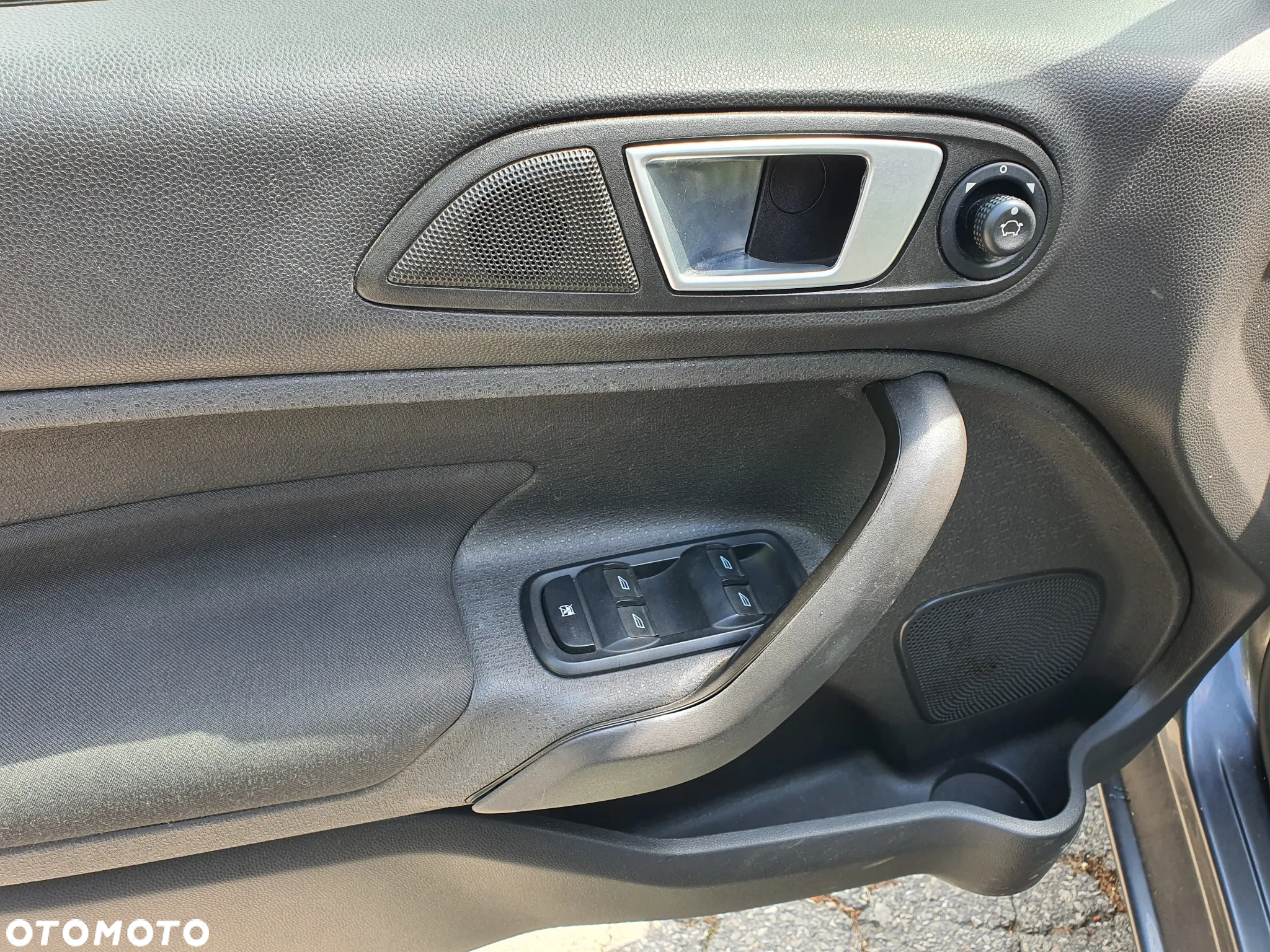 Ford Fiesta - 17