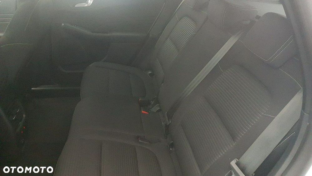 Ford Kuga - 16