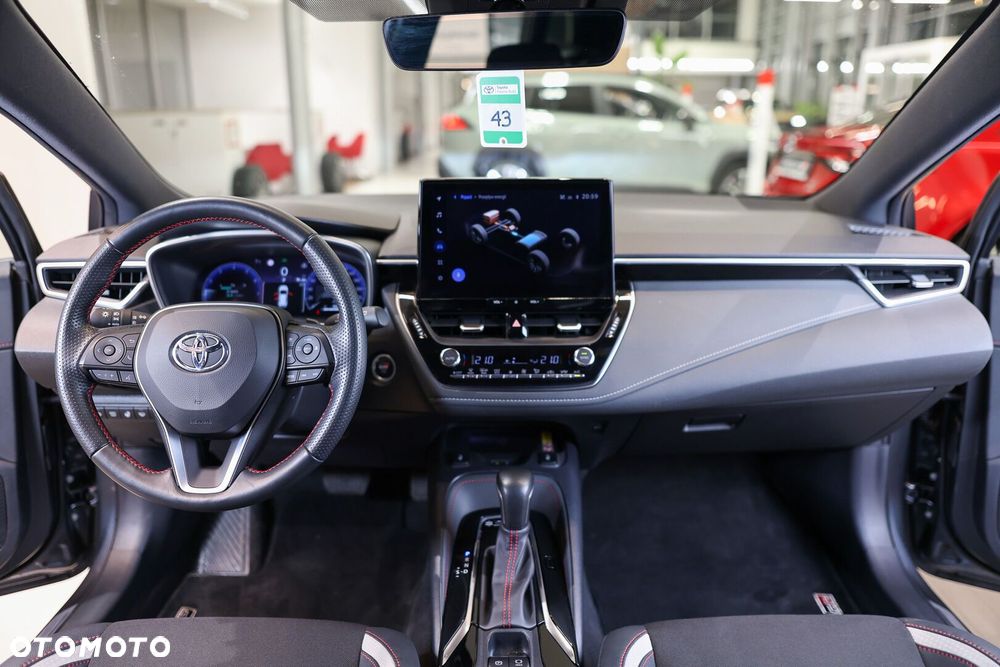 Toyota Corolla 2.0 Hybrid GR Sport Dynamic - 6