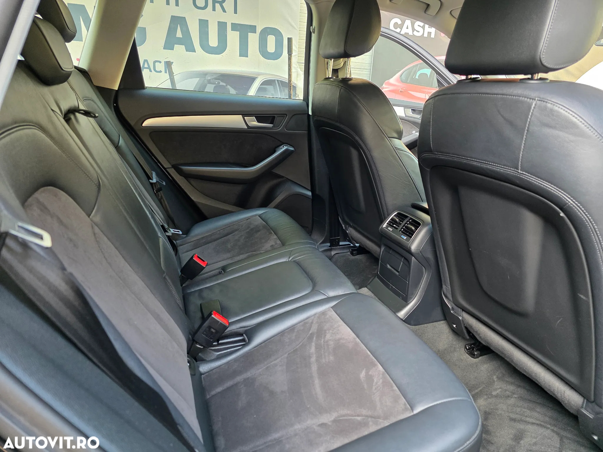 Audi Q5 2.0 TDI S tronic - 13