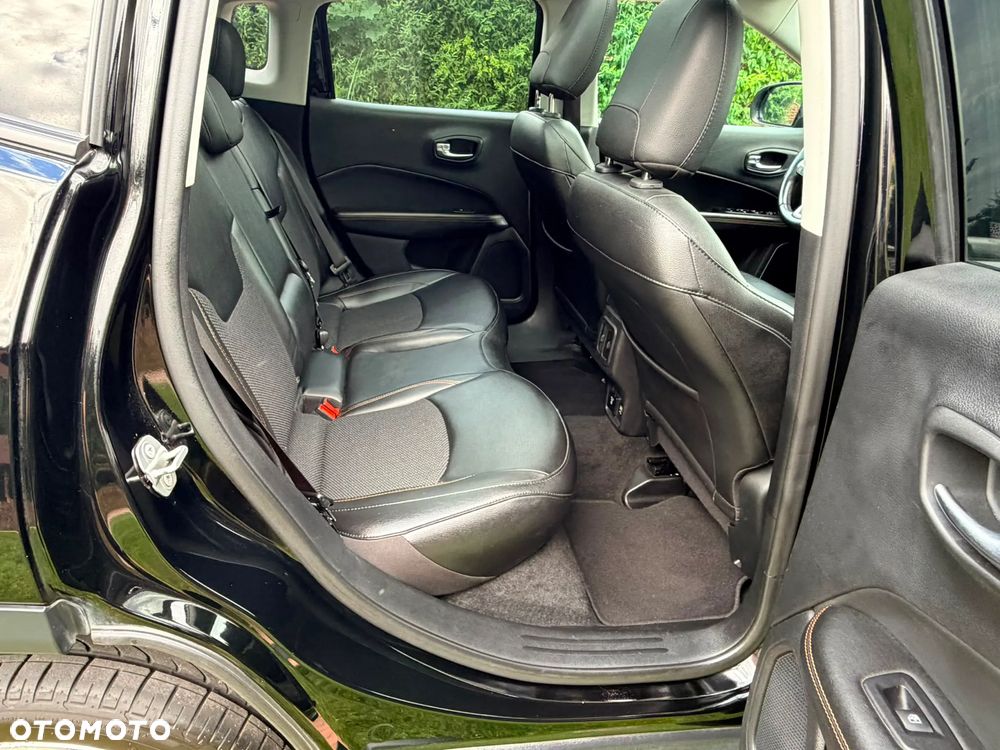 Jeep Compass 1.4 TMair Limited 4WD S&S - 27