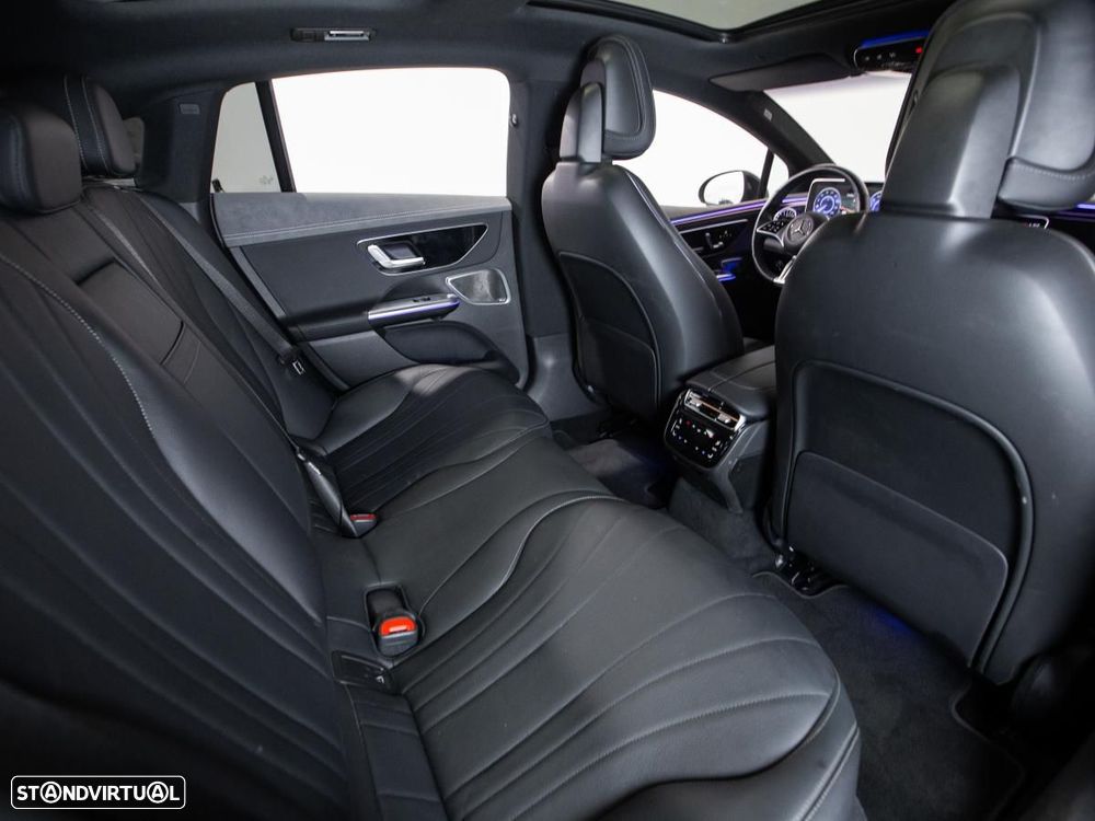 Mercedes-Benz EQE 350 Electric Art - 12