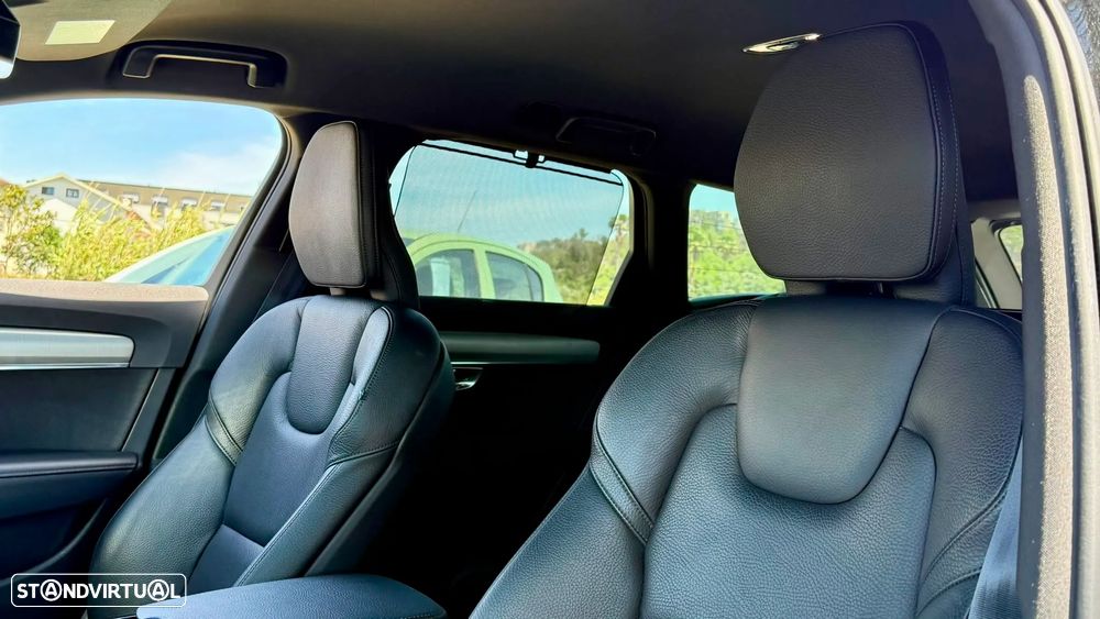 Volvo V90 2.0 T8 Momentum Plus AWD Geartronic - 12
