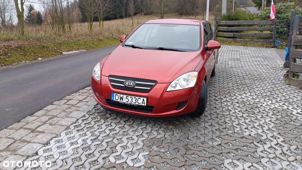 Kia Ceed 1.4 Comfort + - 3