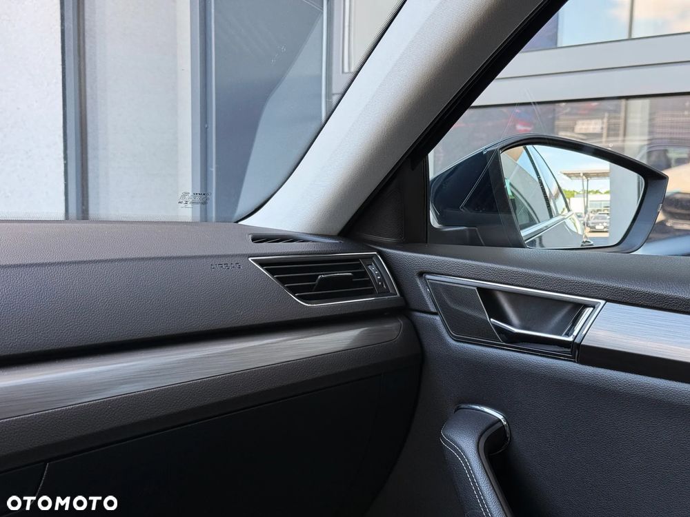Skoda Superb 2.0 TDI SCR 4x4 Style DSG - 23