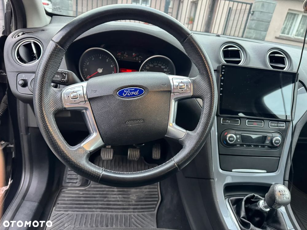 Ford Mondeo - 7