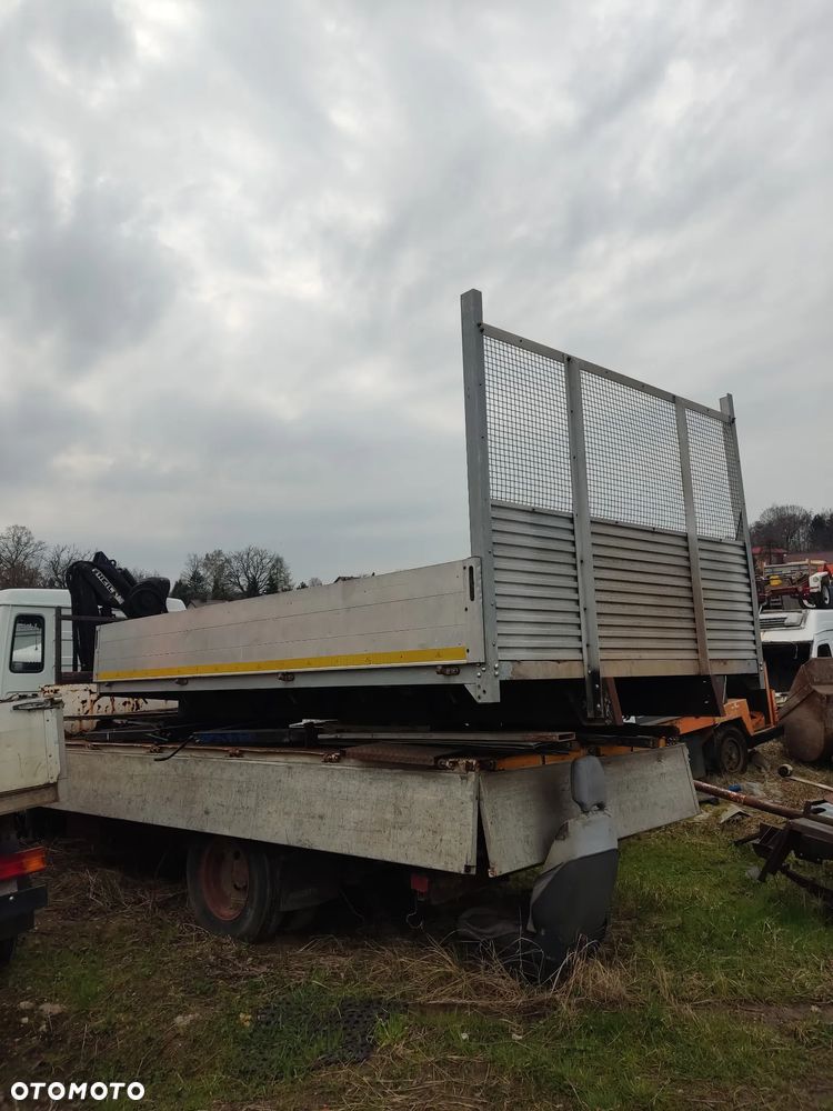 zabudowa skrzynia ładunkowa Iveco - 3
