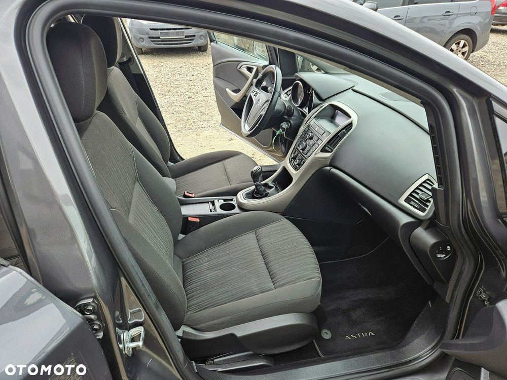 Opel Astra - 10