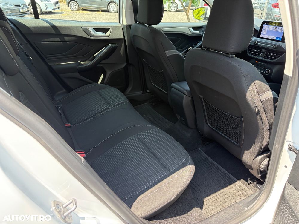 Ford Focus 1.5 EcoBlue Connected - 34