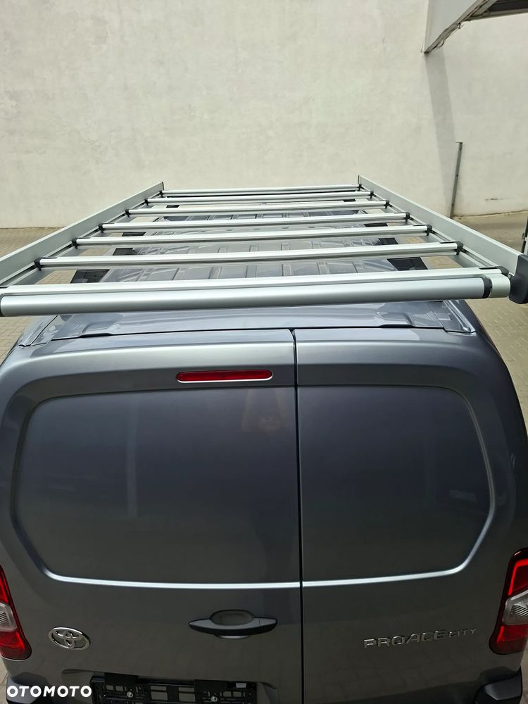 Toyota Proace City - 29