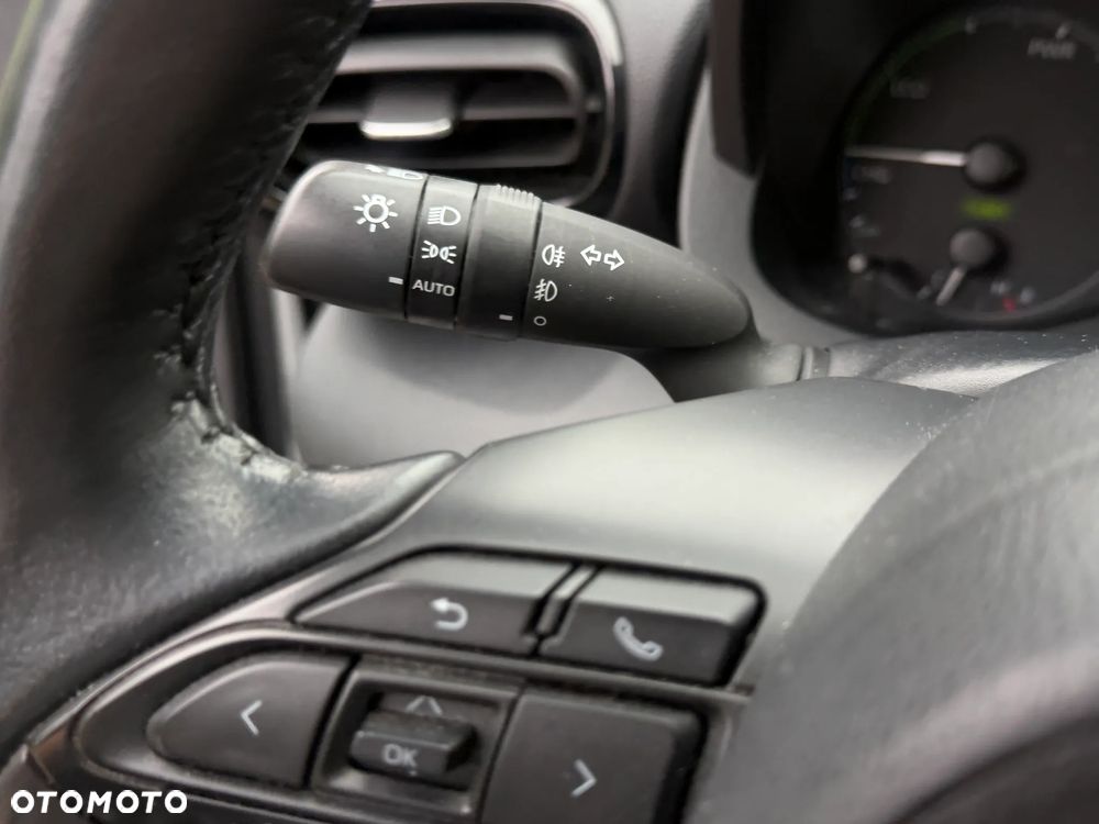 Toyota Yaris Hybrid 1.5 Comfort - 27
