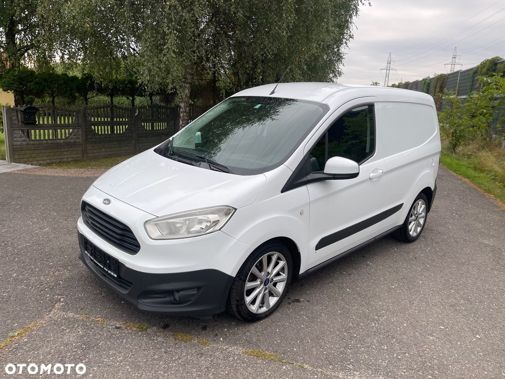 Ford Courier - 23