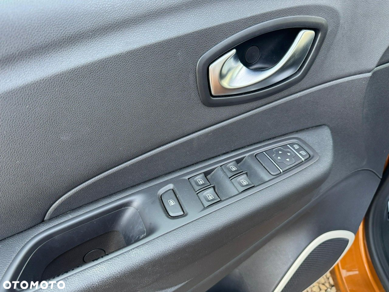 Renault Captur - 25