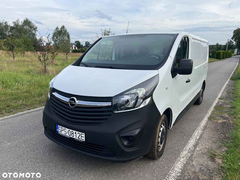 Opel Vivaro - 1