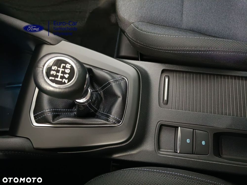 Ford Focus 1.0 EcoBoost Hybrid TITANIUM X - 25
