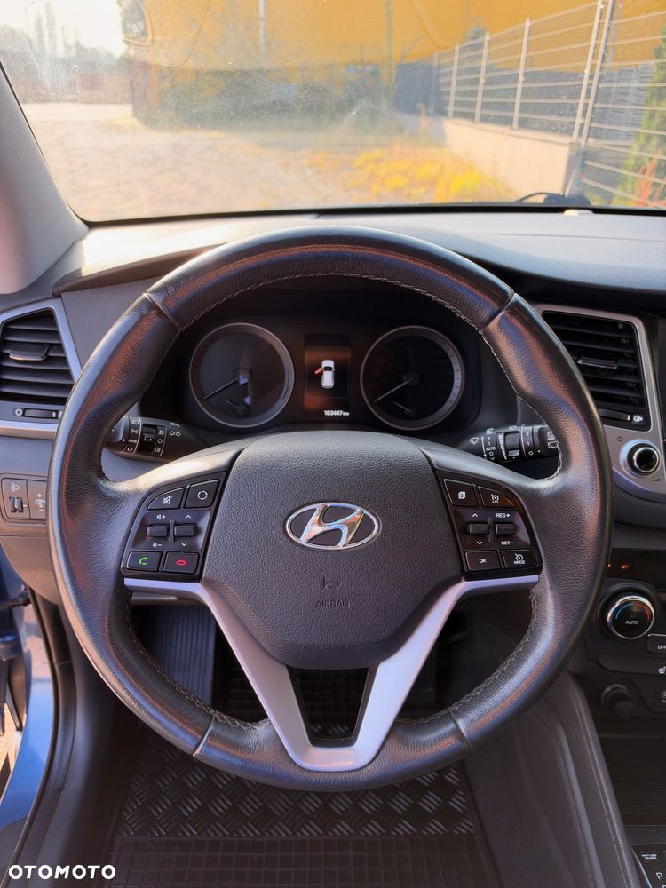 Hyundai Tucson blue 1.7 CRDi 2WD DCT Premium - 21