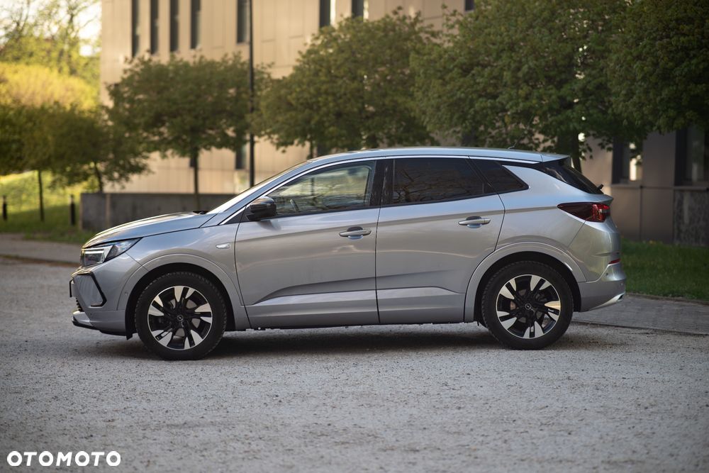 Opel Grandland X 1.2 Start/Stop Automatik Business Elegance - 3