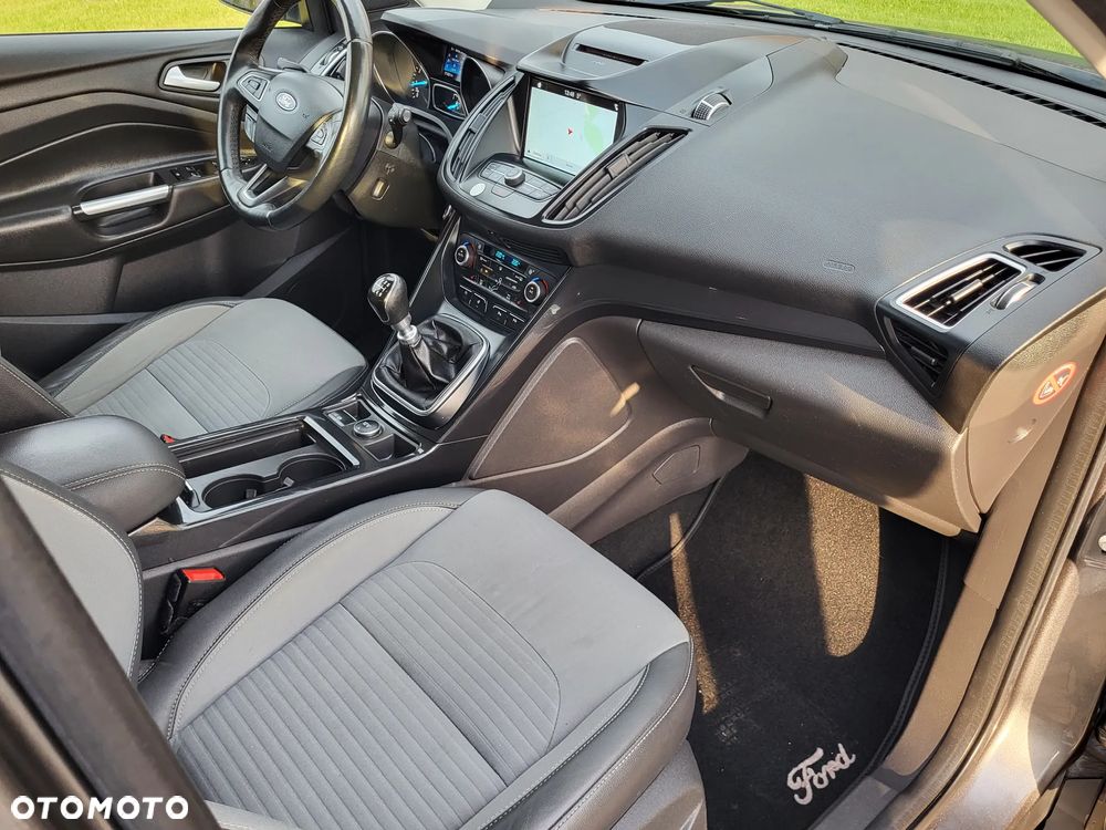 Ford Kuga 1.5 EcoBoost 2x4 Individual - 28