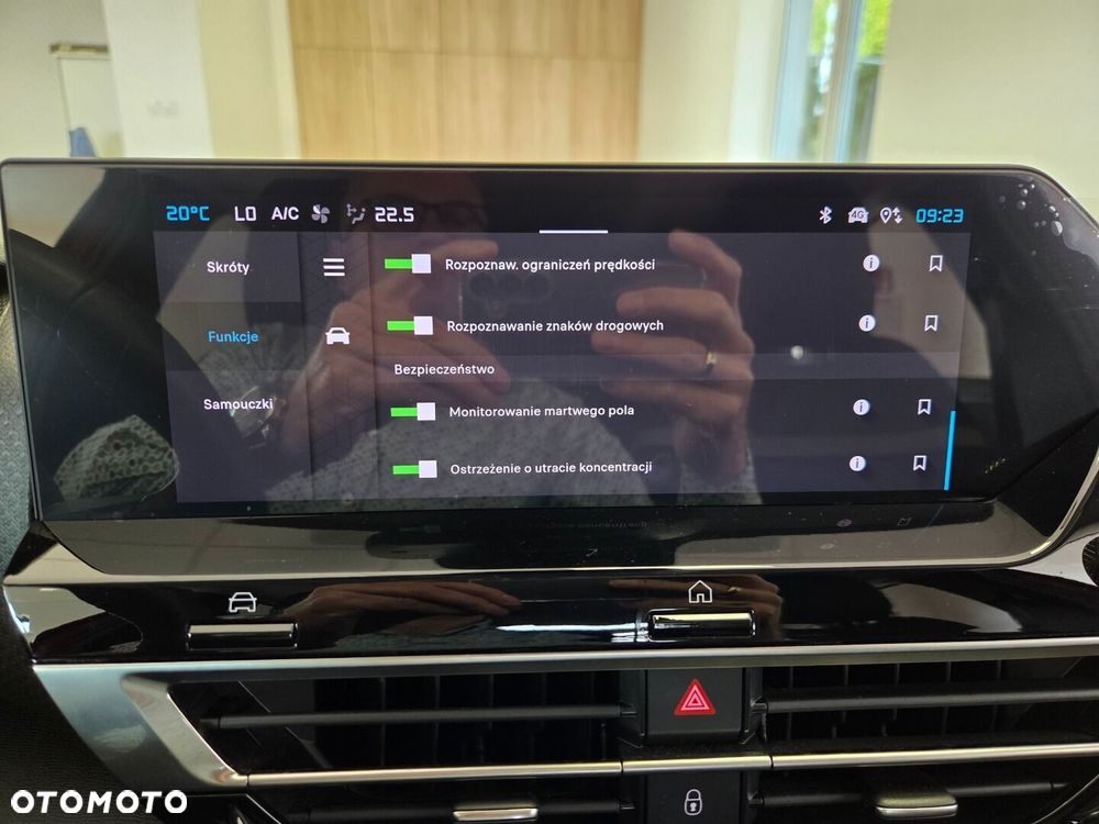 Citroën C4 1.2 PureTech Max S&S - 22