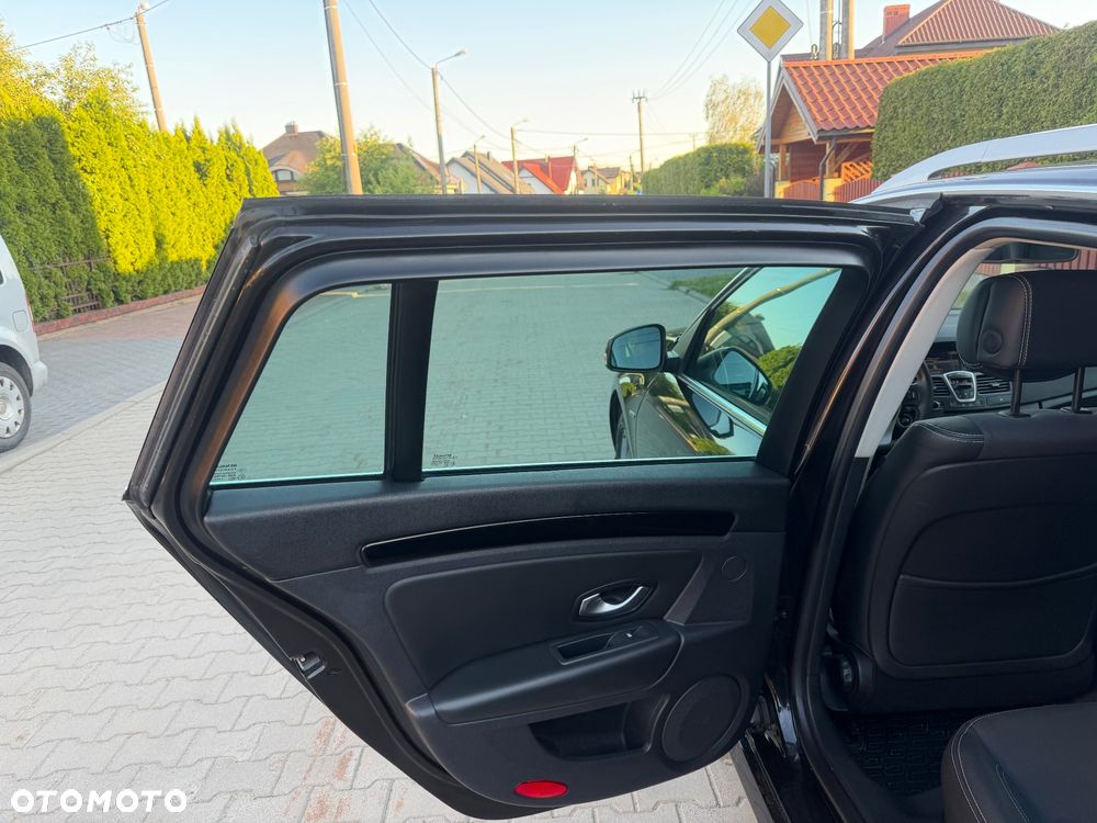 Renault Laguna dCi 150 FAP Start-Stop Bose Edition - 22
