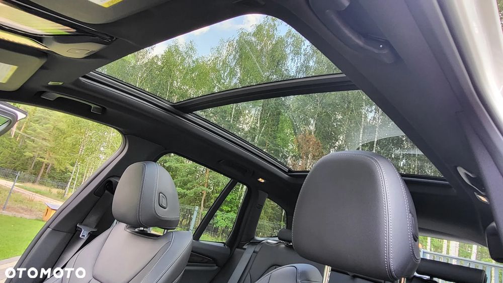 BMW X3 xDrive30i Luxury Line - 14